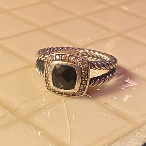 David Yurman -Petite Albion sz 7